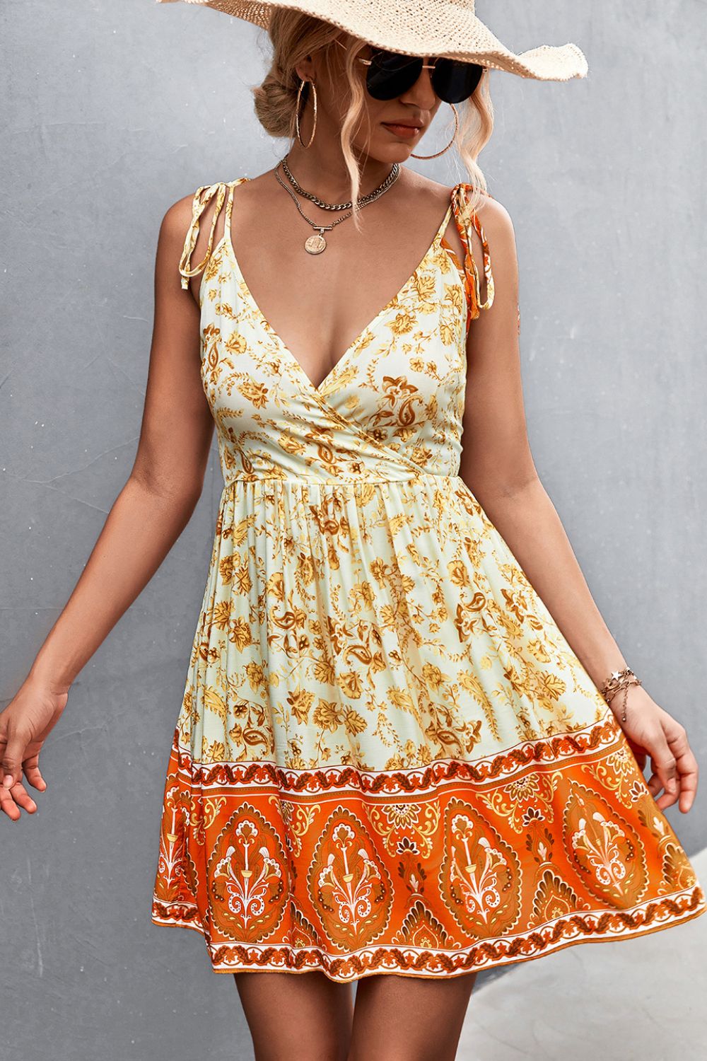 Wholesale MOQ6 Bohemian Tie Shoulder Surplice Backless Dress Wholesale MOQ6 Bohemian Tie Shoulder Surplice Backless Dress